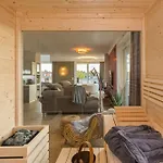 Luxus Penthouse Sundowner * Göhren-Lebbin