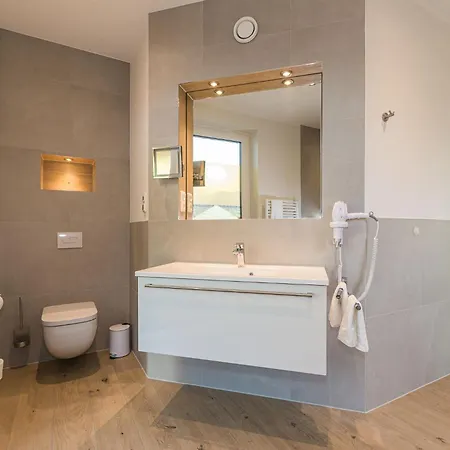 Luxus Penthouse Sundowner Lägenhet Göhren-Lebbin