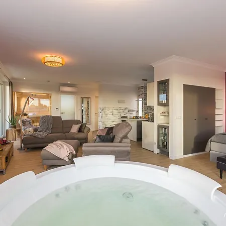 شقة Luxus Penthouse Sundowner Göhren-Lebbin